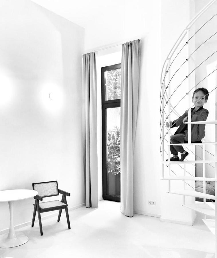 Grosszuegiges Apartment Mit Lounge Naehe Naschmarkt Vienna Esterno foto